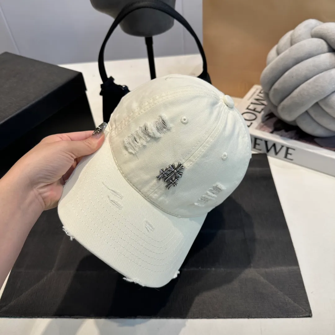 P50 Chrome Hearts 💓Early spring Korean style fashion retro distressed hole hat worn design versatile baseball cap peaked cap